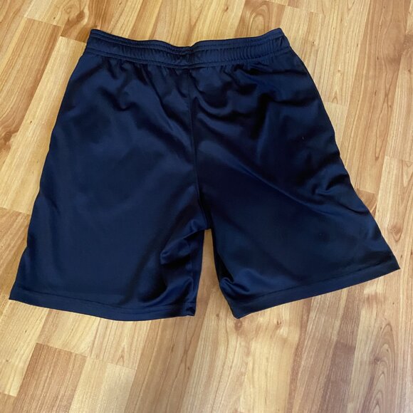 Under Armour boys' athletic basketball training tech shorts big logo - Picture 5 of 6